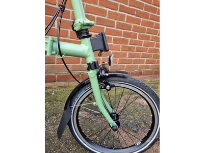 Brompton C-Line Urban - Green/Green - 2sp click to zoom image