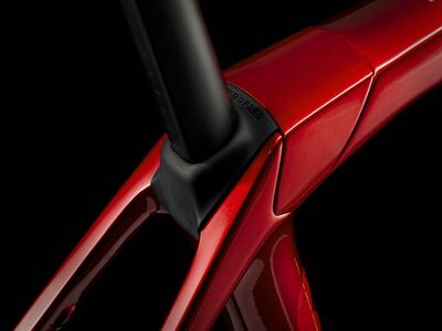 Trek Domane SLR 7 AXS Gen 4 Metallic Red Smoke to Red Carbon Smoke click to zoom image