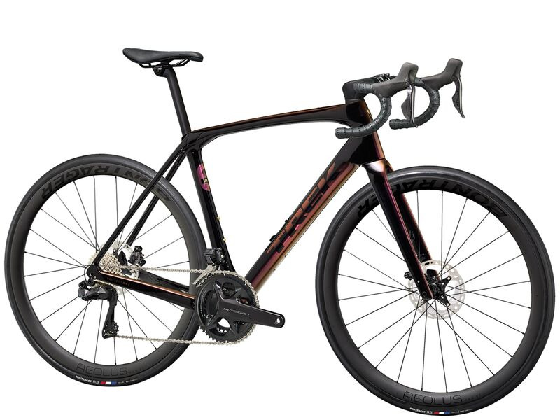 Trek Domane SLR 7 Gen 4 Axinite Flip/Trek Black click to zoom image