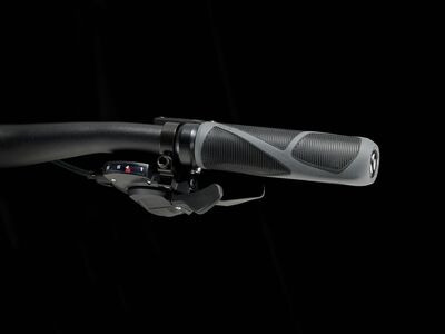 Trek FX 2 Stagger Gen 4 Matte Trek Black click to zoom image